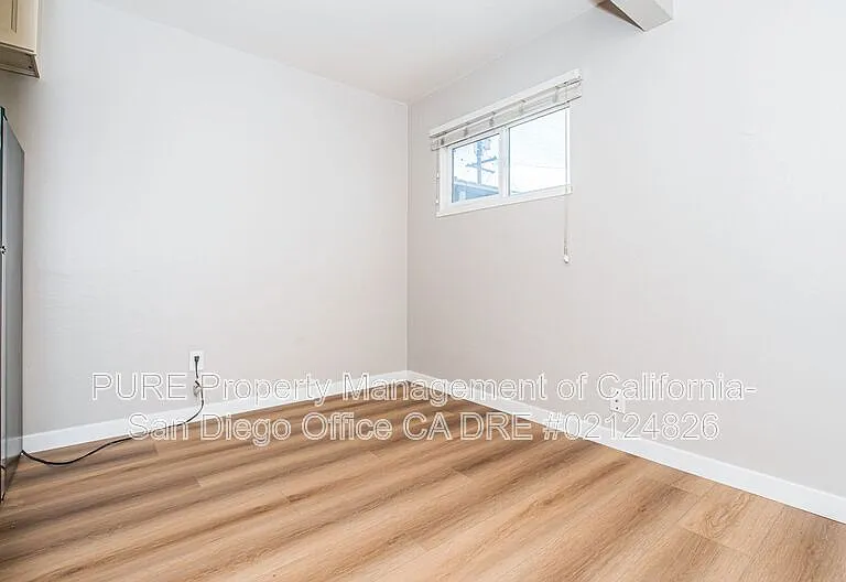 1051.5 Grand Ave — Photo 7