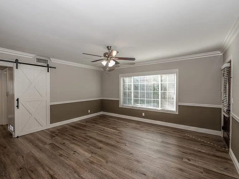 415 E Foothill Blvd #4 — Photo 5