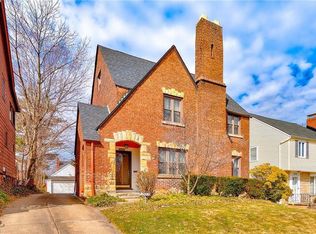 2552 Saybrook Rd, University Heights, OH 44118