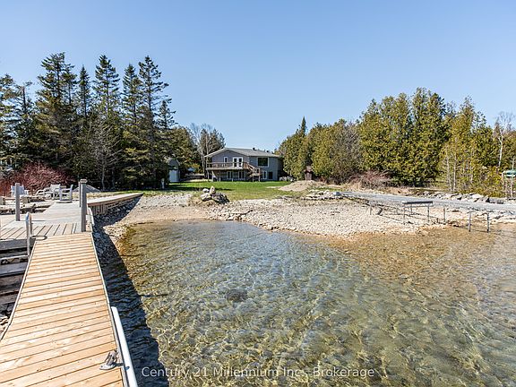 3rd image of 119 Pine Tree Harbour Rd