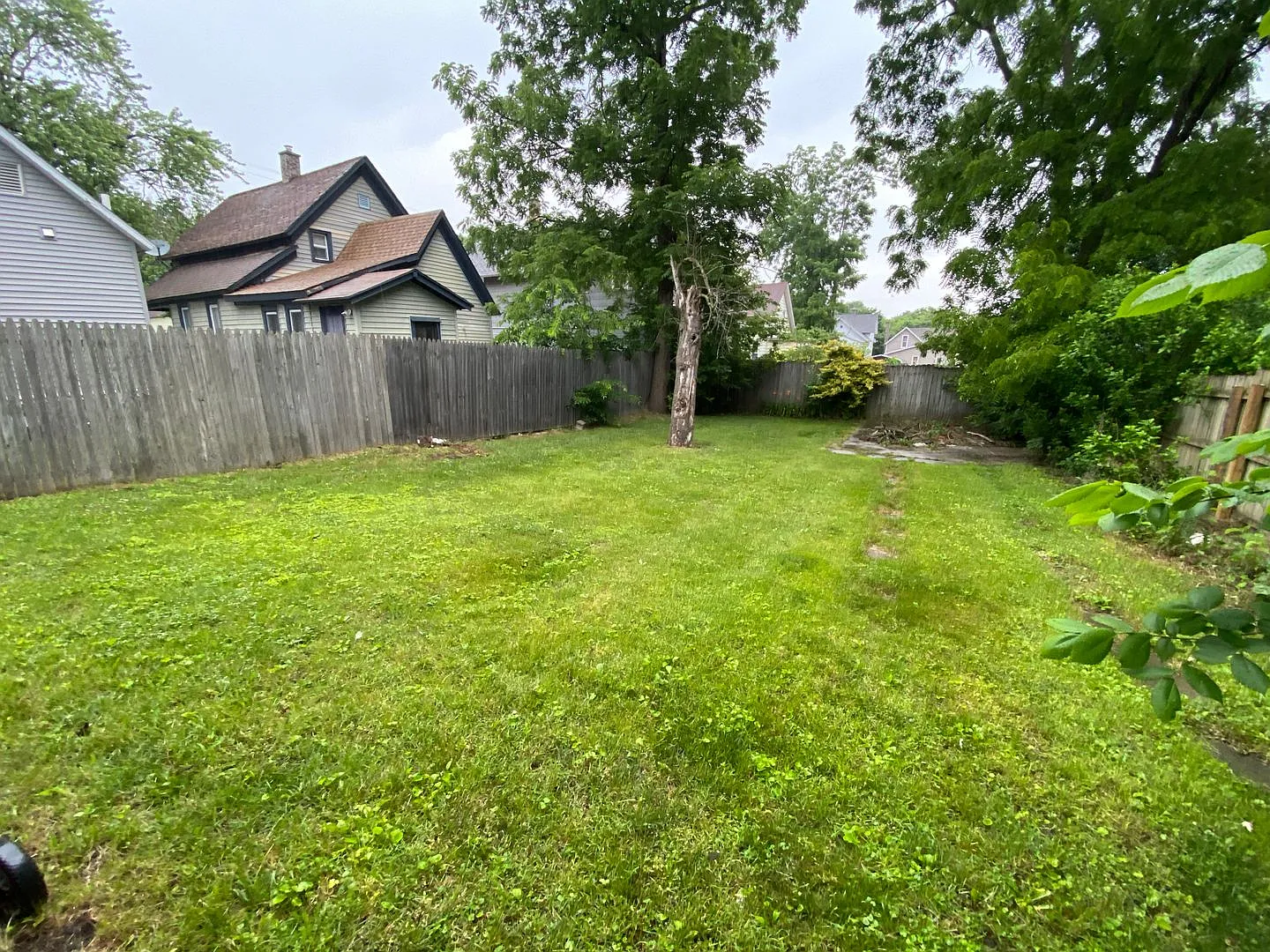 846 Jennette NW — Photo 3