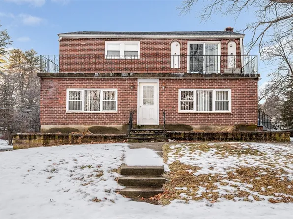 2 Heath St, Billerica, MA 01821