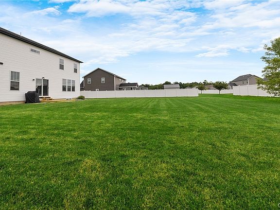 5th image of 4714 Weller Hall Pl