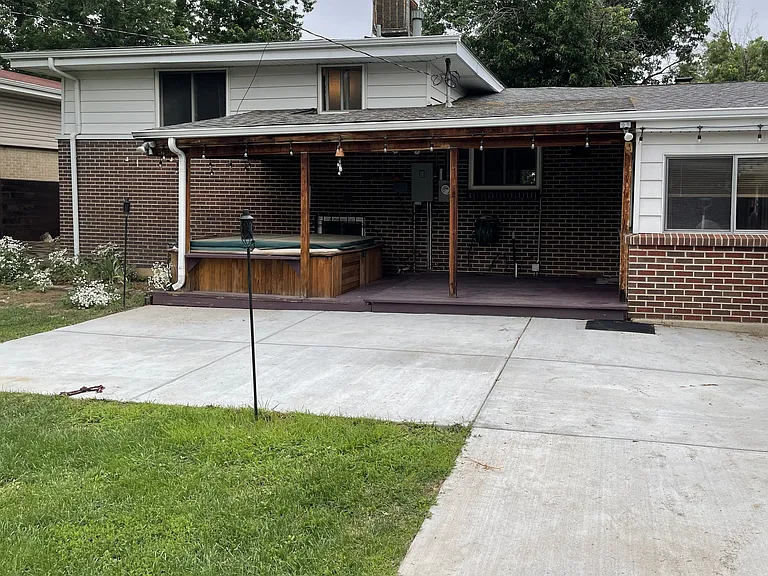 3013 S Ivan Way — Photo 9