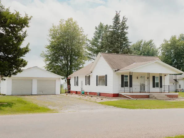 404 Hanna St, Golden, IL 62339