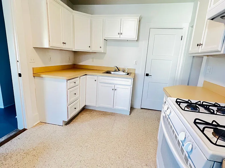 67 Church St #2A — Photo 7