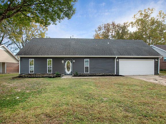 2nd image of 7526 Millbridge Dr