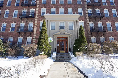 1842 Commonwealth Ave Photo 1