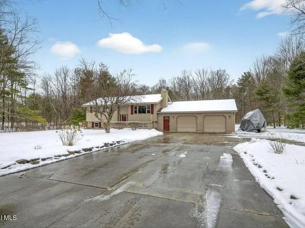 200 Hatchery Road, Gansevoort, NY 12831