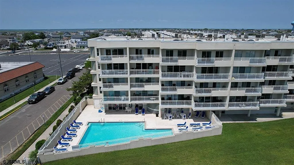 2 bed, 2.5 bath, $2,950 — Photo 4