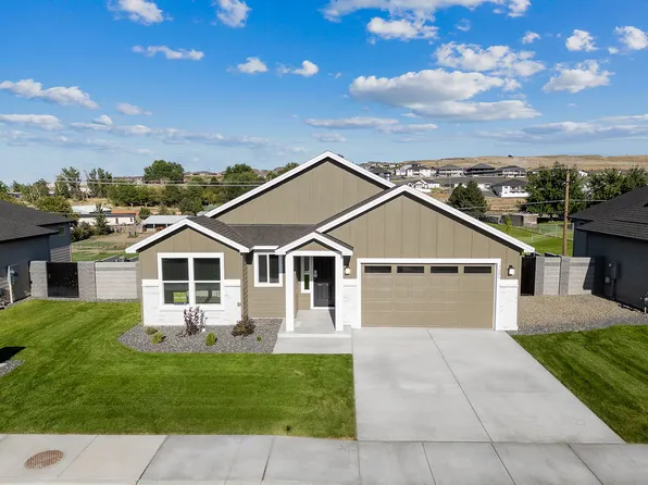 7606 Blanchard Loop, West Richland, WA 99353