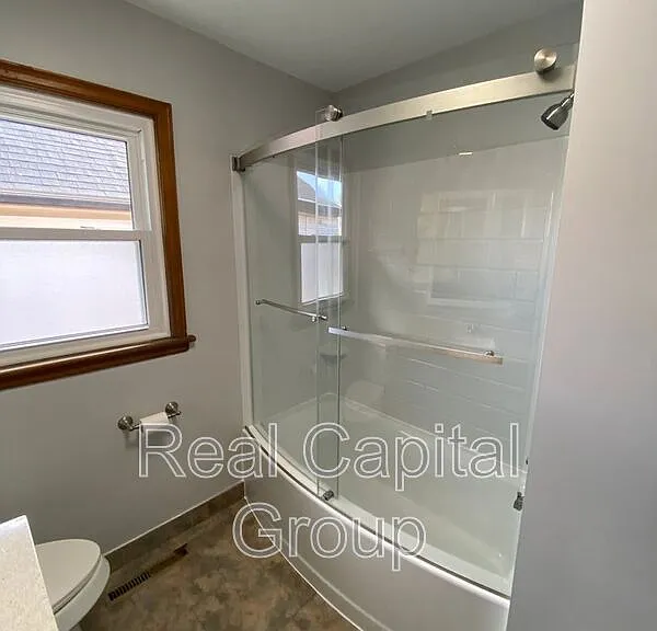 3518 Ontario St — Photo 12