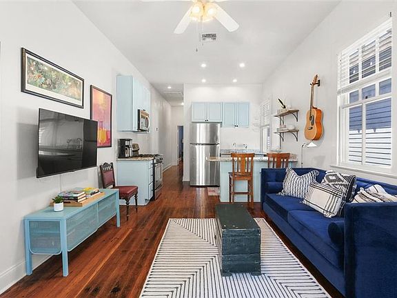4th image of 3150-52 Toulouse St