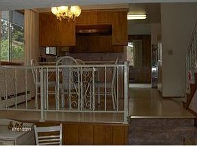 5th image of 203 Shadow Ln NE