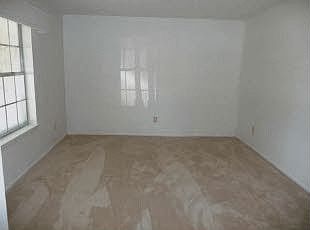 3rd image of 7401 Pinehurst Dr W