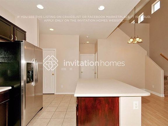 3rd image of 6437 Buttercup Creek St