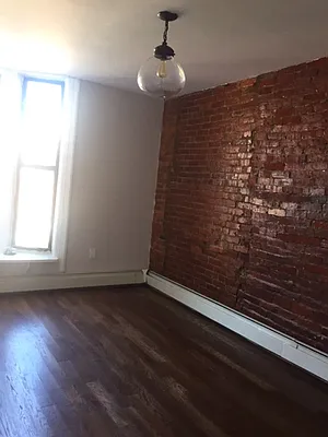 Rented by G2 Realty Group LLC | media 9