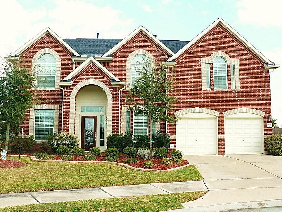 1st image of 19403 Plantation Orchard Ln