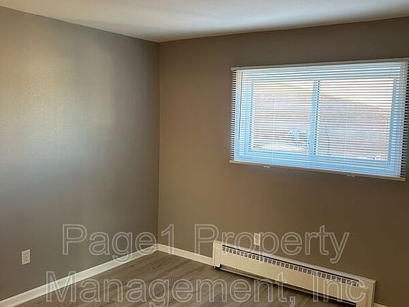 4th image of 122 Flintridge Dr APT 9