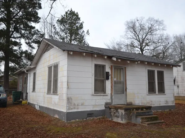 1108 W Calhoun St, Magnolia, AR 71753