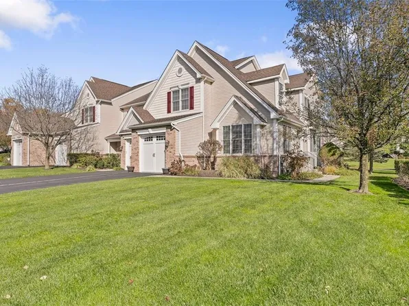 24 Sassinoro Boulevard, Cortlandt Manor, NY 10567