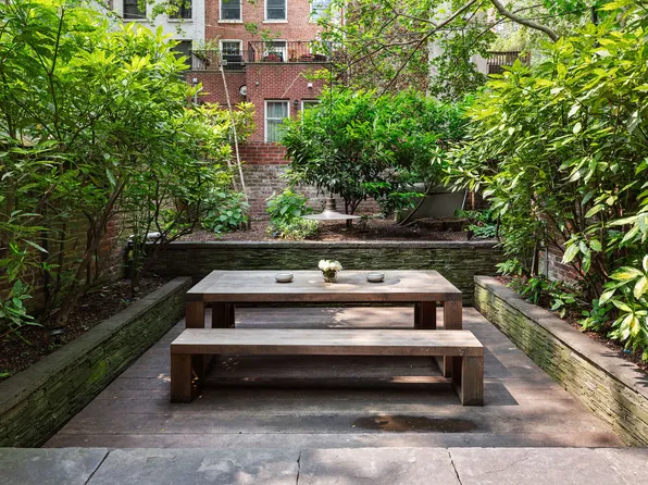 456 West 25th Street image 12 of 21