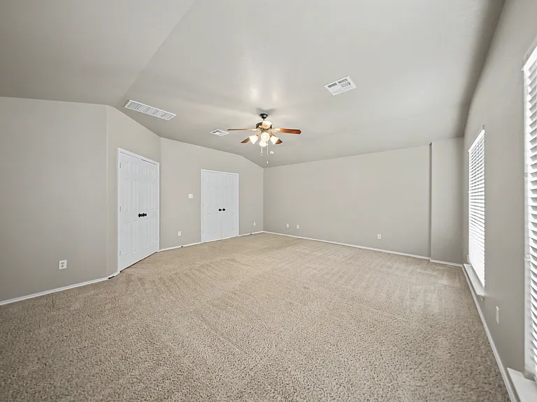 2203 Ryan Dr — Photo 24