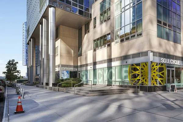 Rented by Compass | media 10