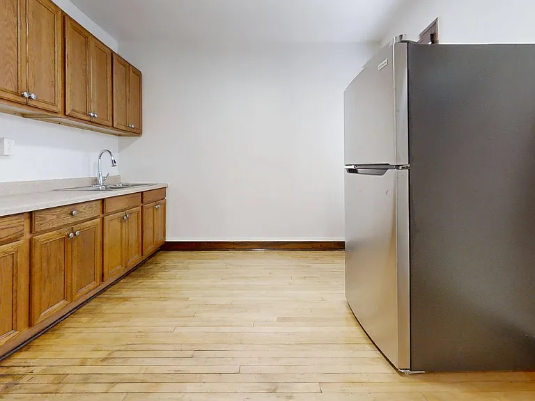 4205-11 W. Fullerton — Photo 13