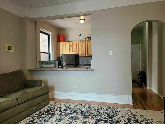 5th image of 3495 Broadway #104B