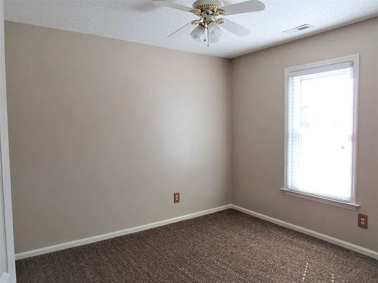 118 Carolina Pines Dr — Photo 4