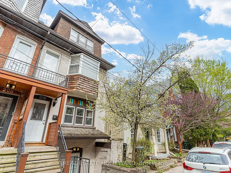 208 Ontario St #UPPER — Photo 32
