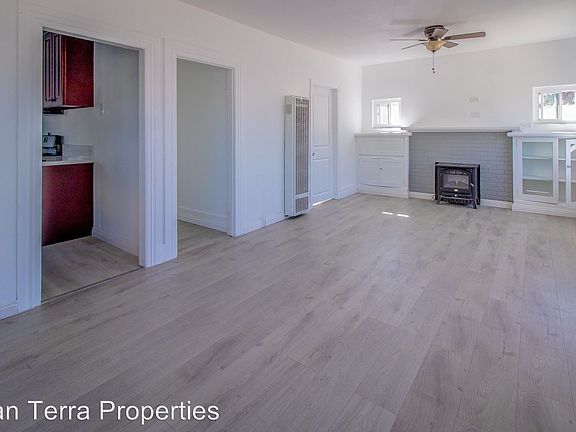 3rd image of 351 27th St