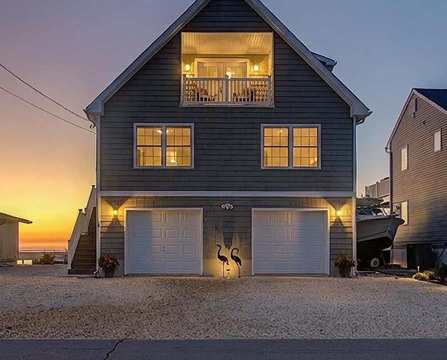 1st image of 32 Walkill Rd