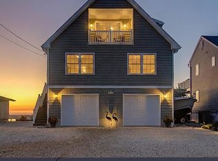 32 Walkill Rd, Little Egg Harbor, NJ 08087