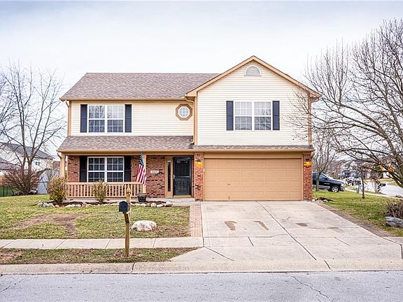 3rd image of 5425 Bracken Dr