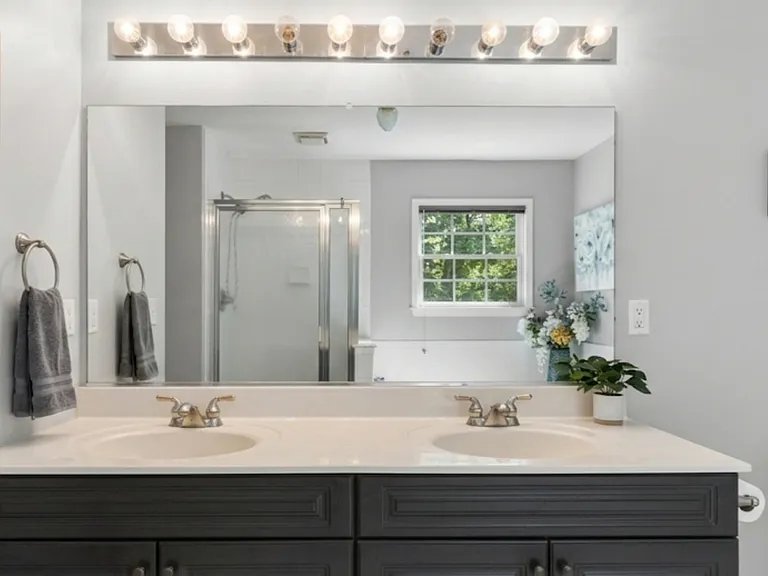 30 Federal Hill Rd #13 — Photo 7