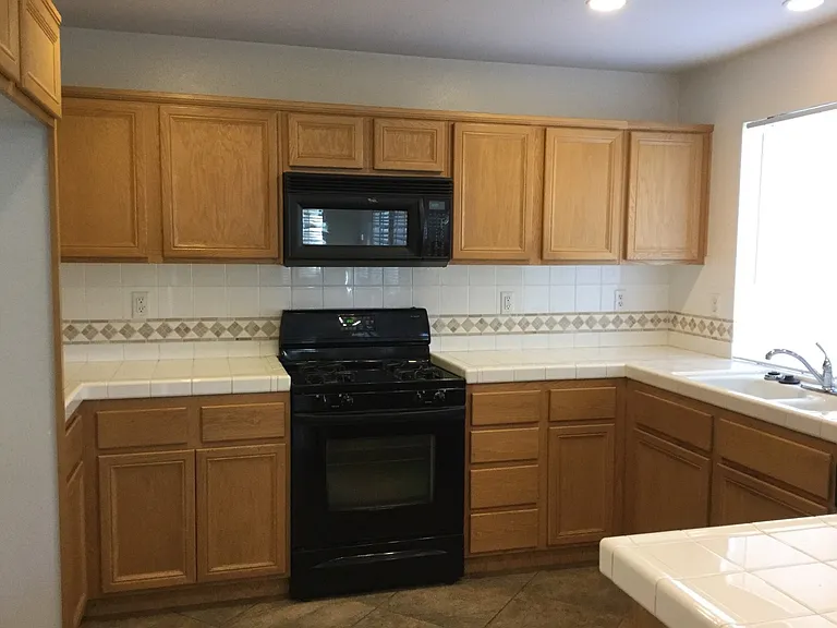 11408 Magnolia St — Photo 4
