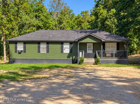 118 Howard Rd, Lucedale, MS 39452