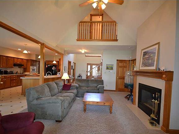 4th image of 2711 E Fairway Village Dr