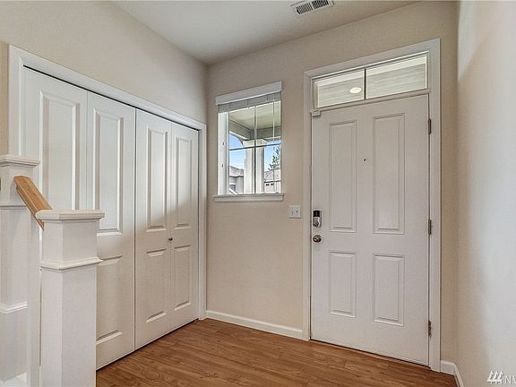 3rd image of 3010 Dunhill Ln
