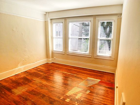 2nd image of 238 Leavenworth St #23