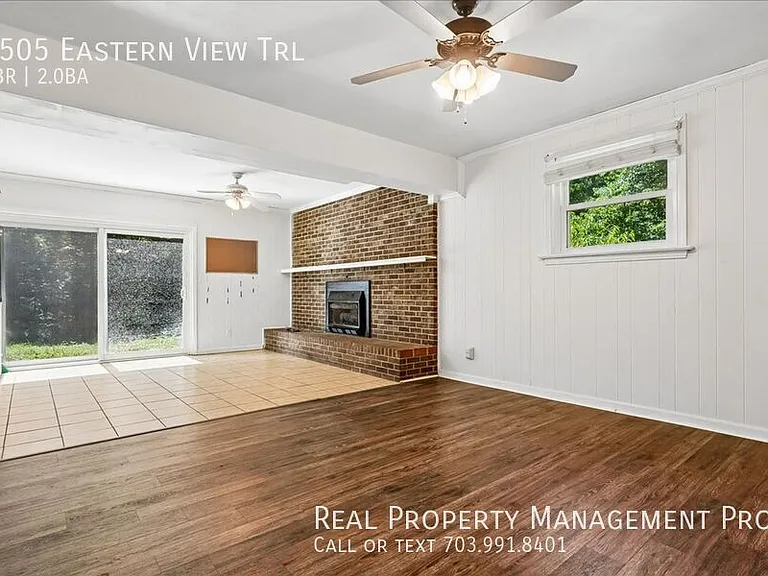 9505 Eastern View Trl — Photo 19