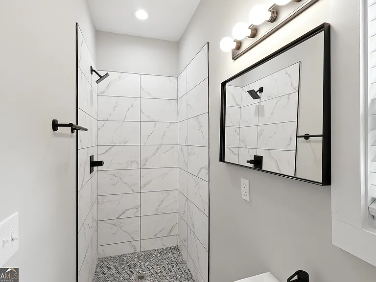 232A Brad St #A — Photo 8