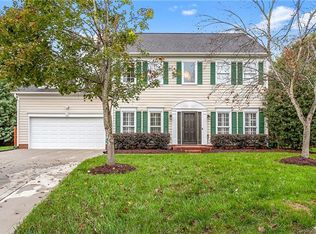 8216 Greenford Ct, Charlotte, NC 28277