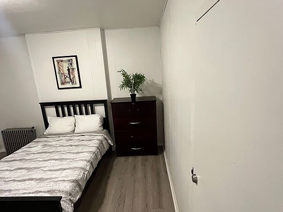 3rd image of 3321 Snyder Ave #1
