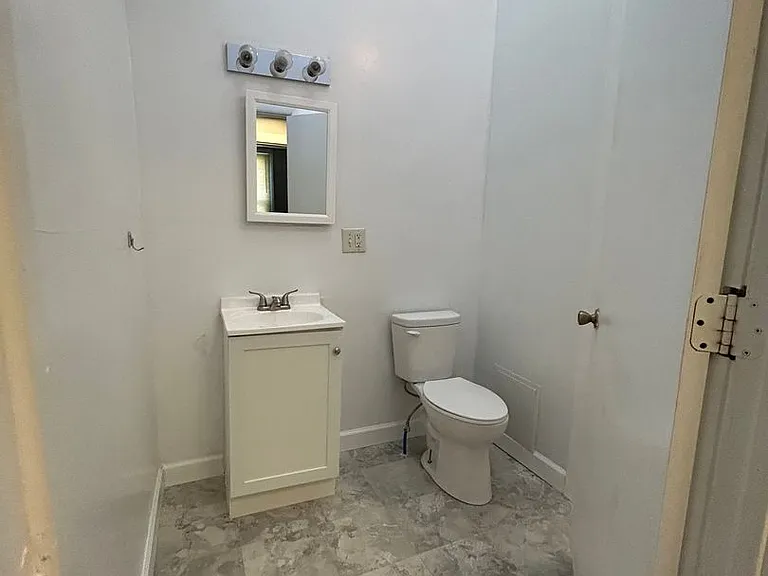 1402 Alabama St — Photo 10