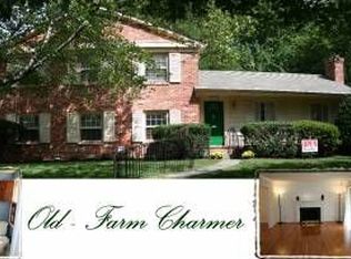 7029 Wolftree Ln, Rockville, MD 20852