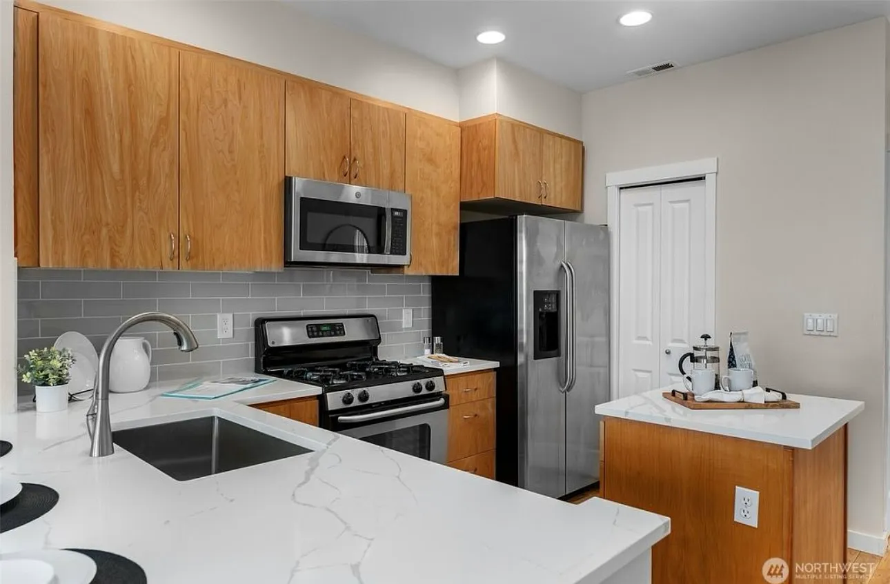 123 Sky Ridge Rd NW — Photo 2
