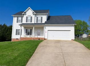 108 Willow Bend Dr, King, NC 27021